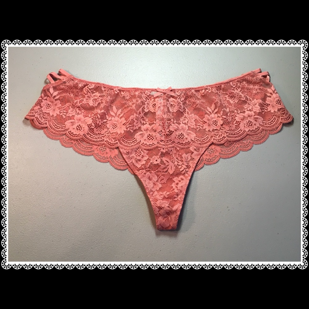❤️Dream Angels Lace-Up Hipster Thong Panty❤️